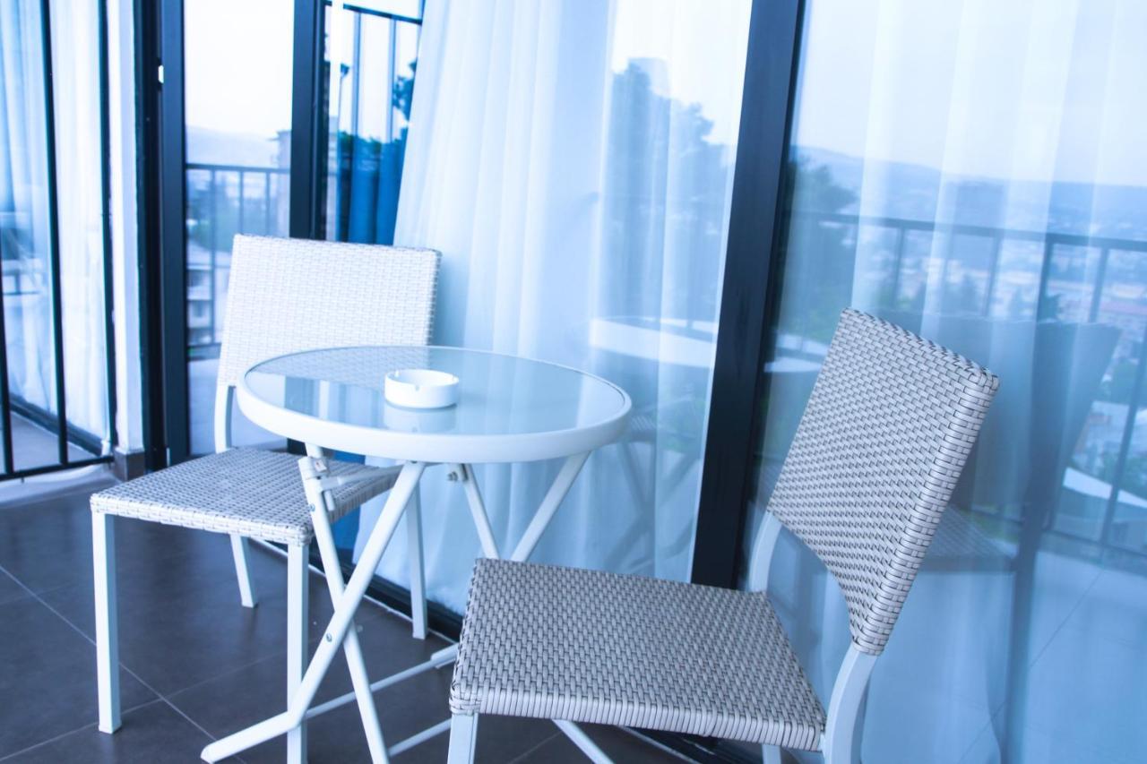 Tbilisi View Hotel Ngoại thất bức ảnh