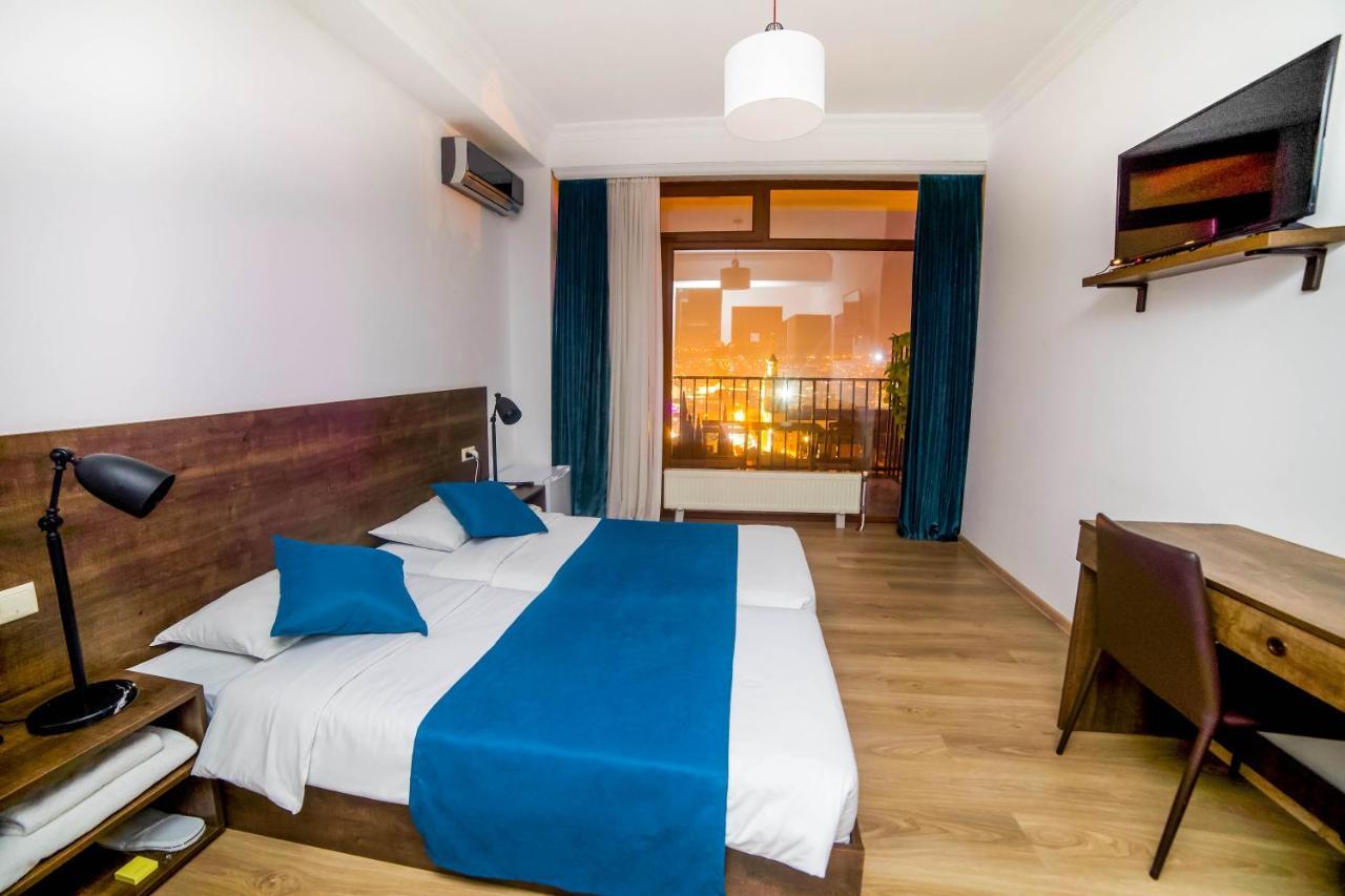 Tbilisi View Hotel Ngoại thất bức ảnh
